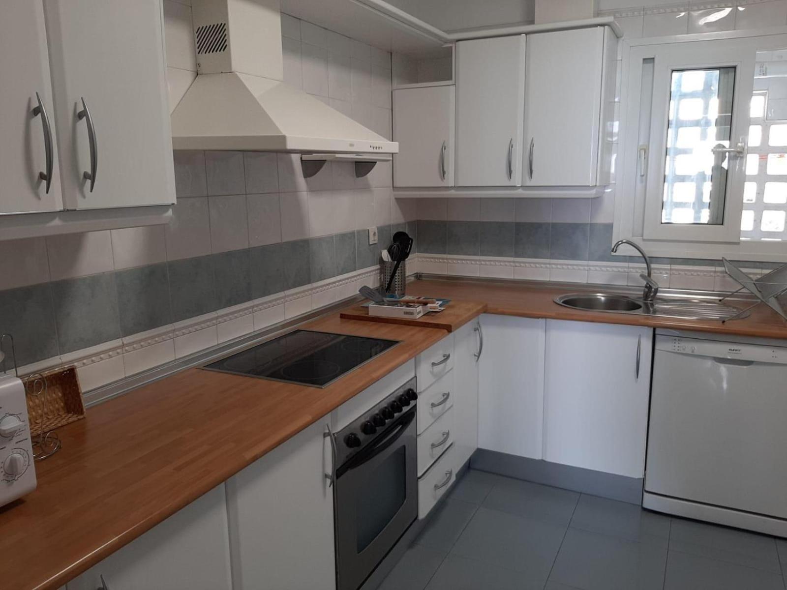Apartamento Frente Al Mar En Torremolinos, Malaga Exterior photo